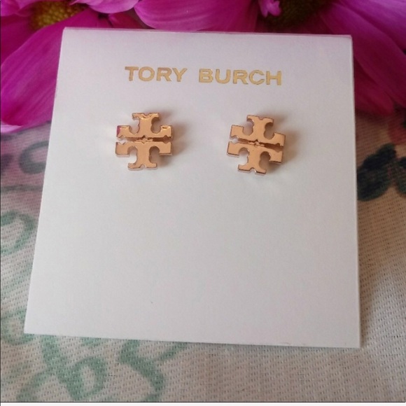 Tory Burch Jewelry - Tory Burch NWOT Rose Gold T Logo Stud Earrings